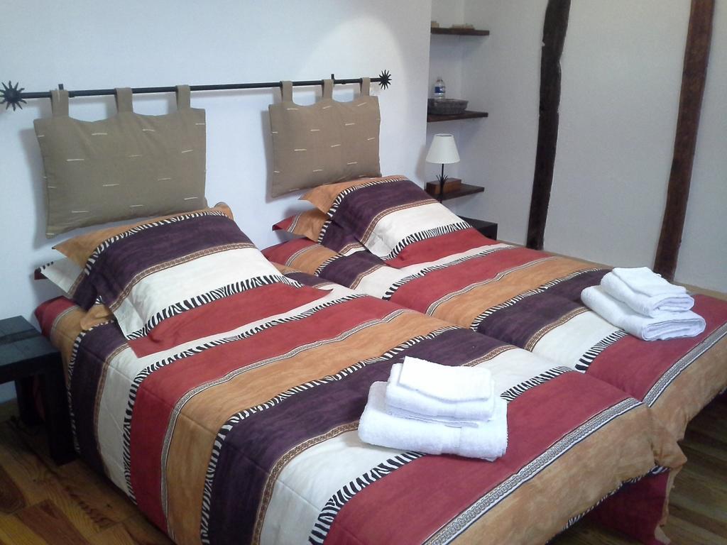 Maison D'Hotes Brameloup Jardin Ovale Coudures Rom bilde
